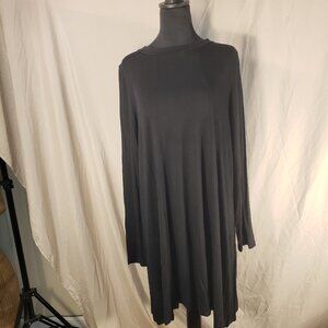 Goldspark Black Long Sleeve Swing Dress with open back design - L